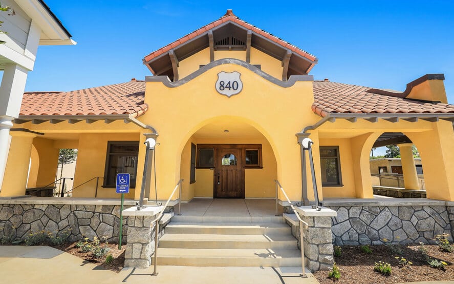 fairoaksrevivaltownhomes_5 Toledo Homes